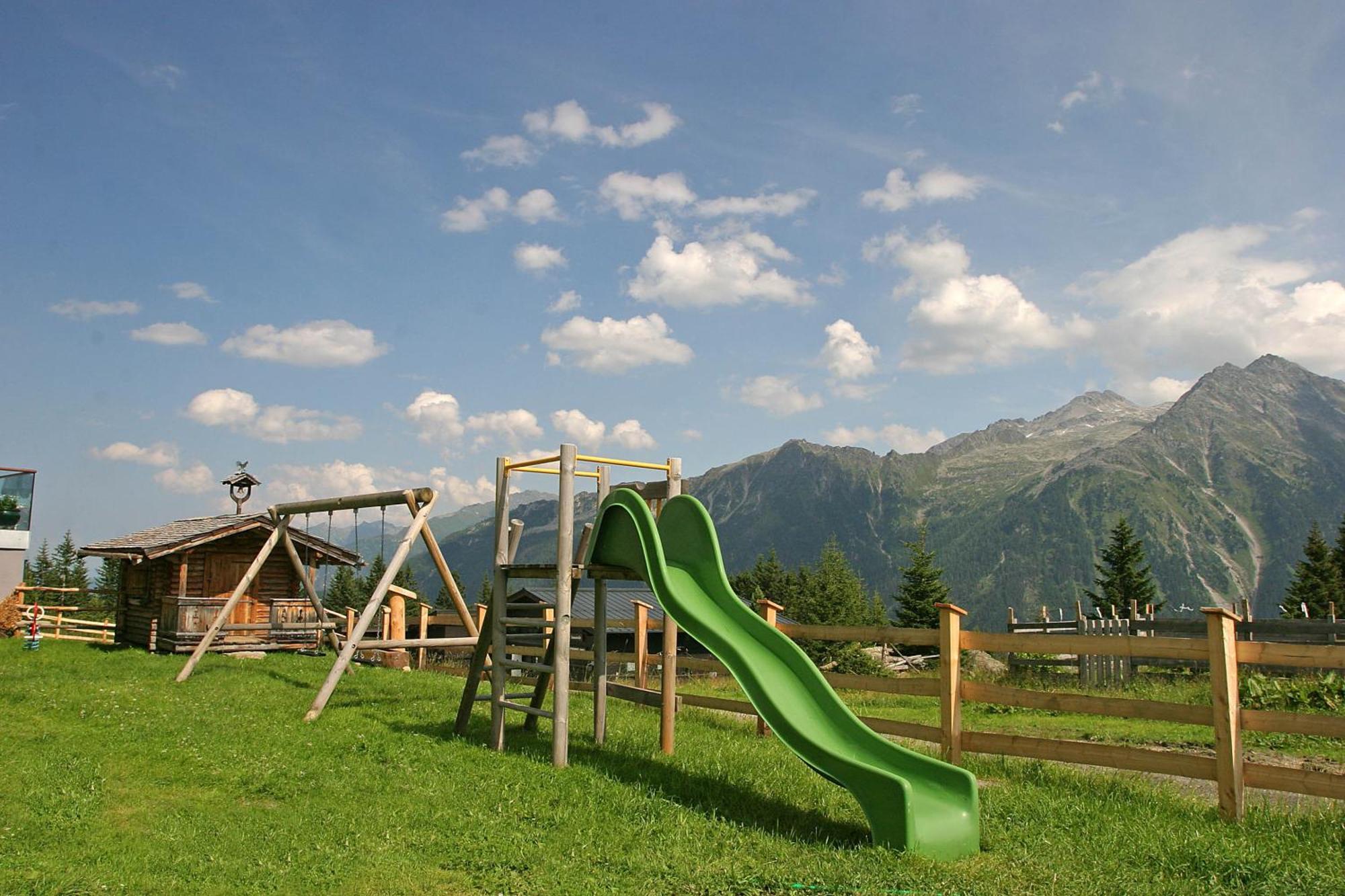 Alpengasthof Filzstein クリムル エクステリア 写真